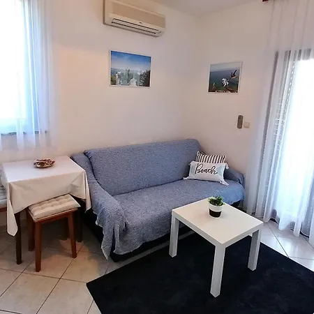 Apartment Miha *