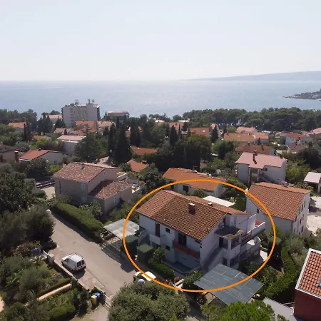 Miha Apartman Krk Town